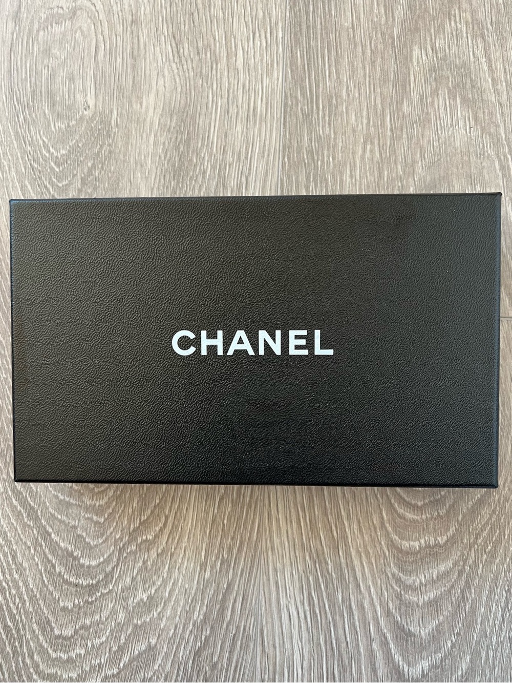 Chanel Box (BB81)